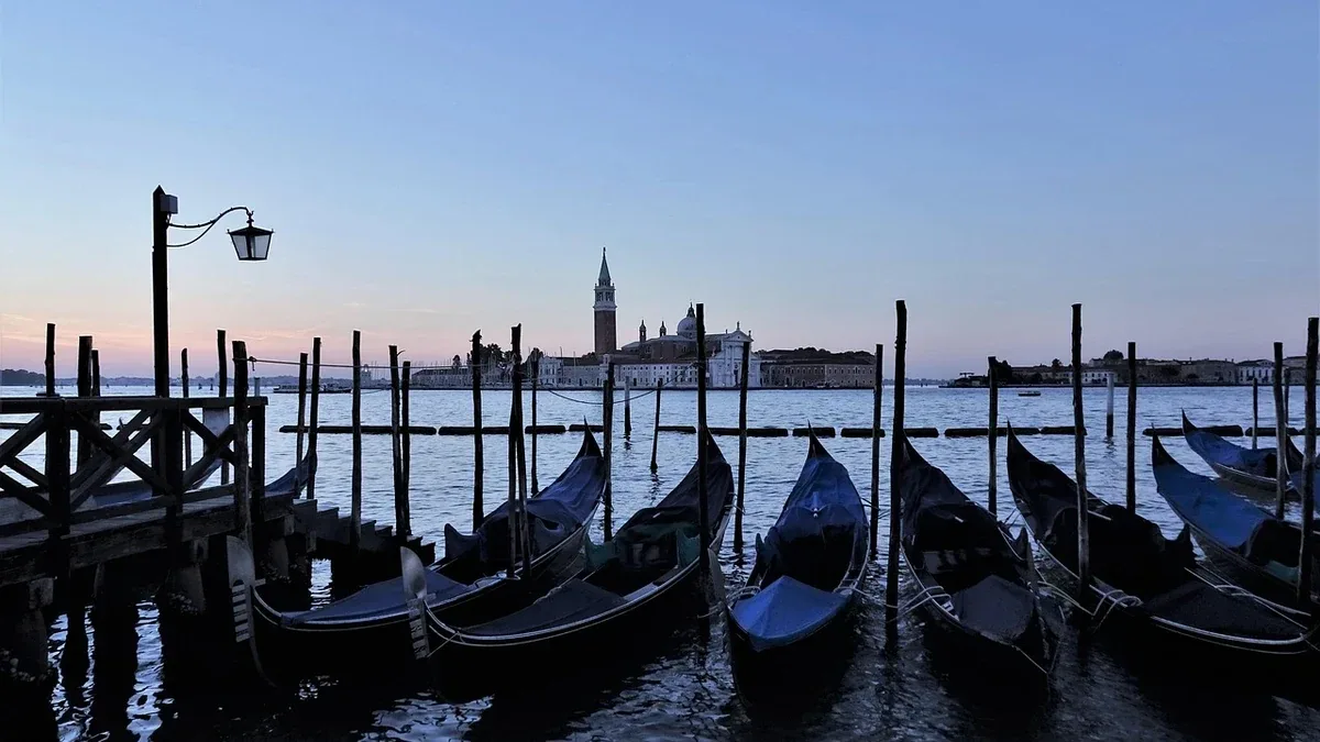 I lazzaretti della laguna veneziana: quale ruolo avevano nella storia della città